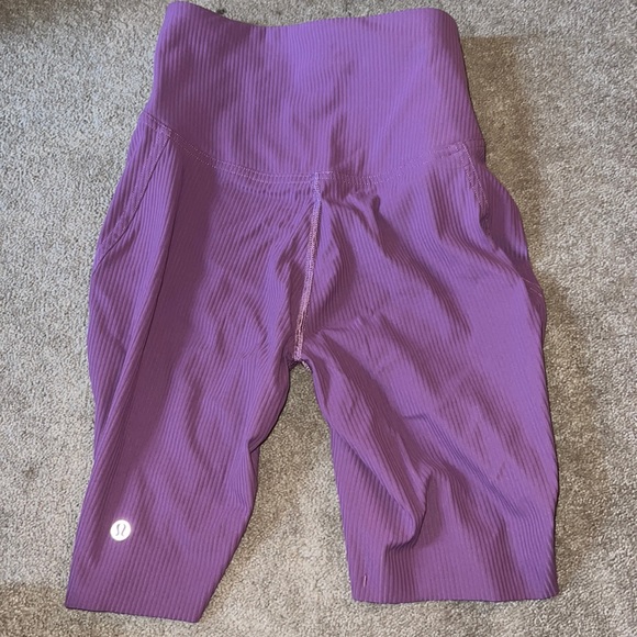 Base Pace High-Rise Ribbed Short 8" - Picture 4 of 5